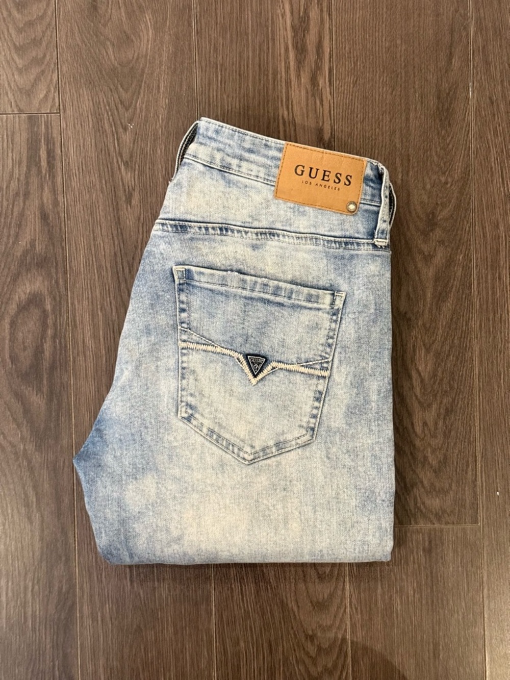Guess Men's Light Wash Modern Skinny Avalon Fit Jeans - 30x30